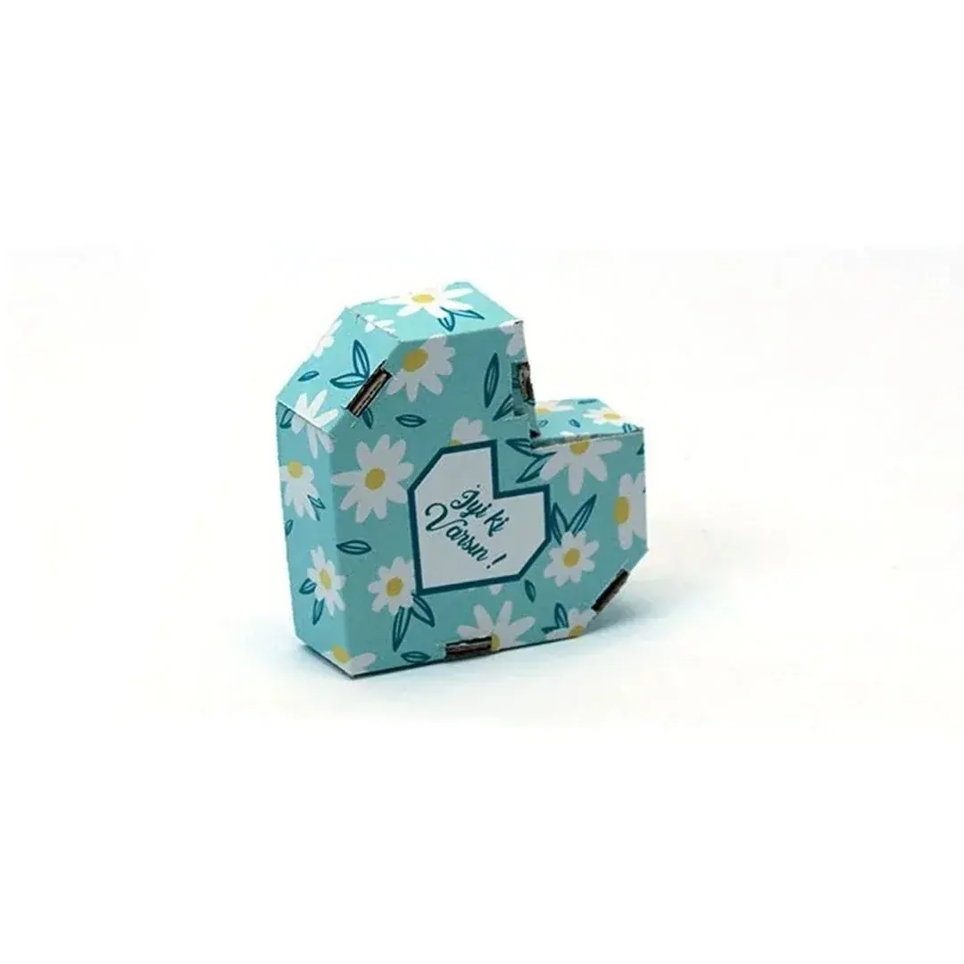 Kalpli Dilekli Hediye Kutusu 11x10,5x3 cm